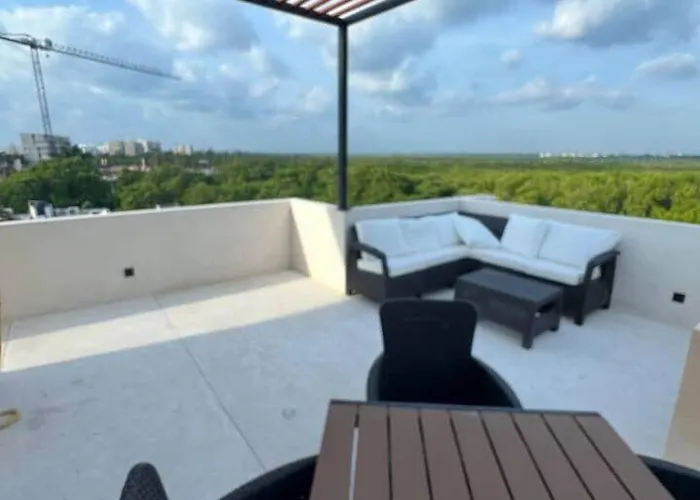 A Little Slice Of Paradise Apartment